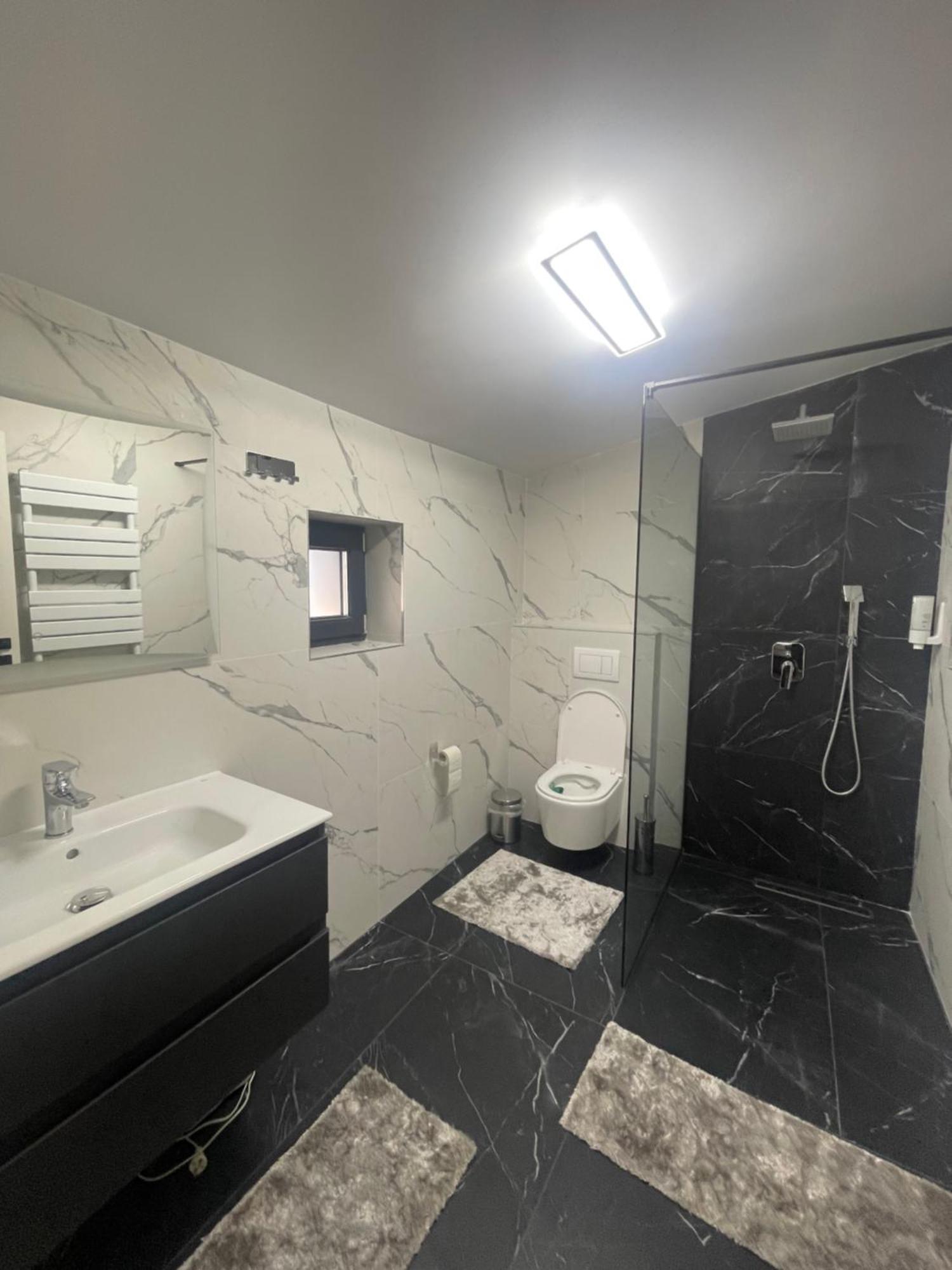 Homestay Beige Private Feleacu